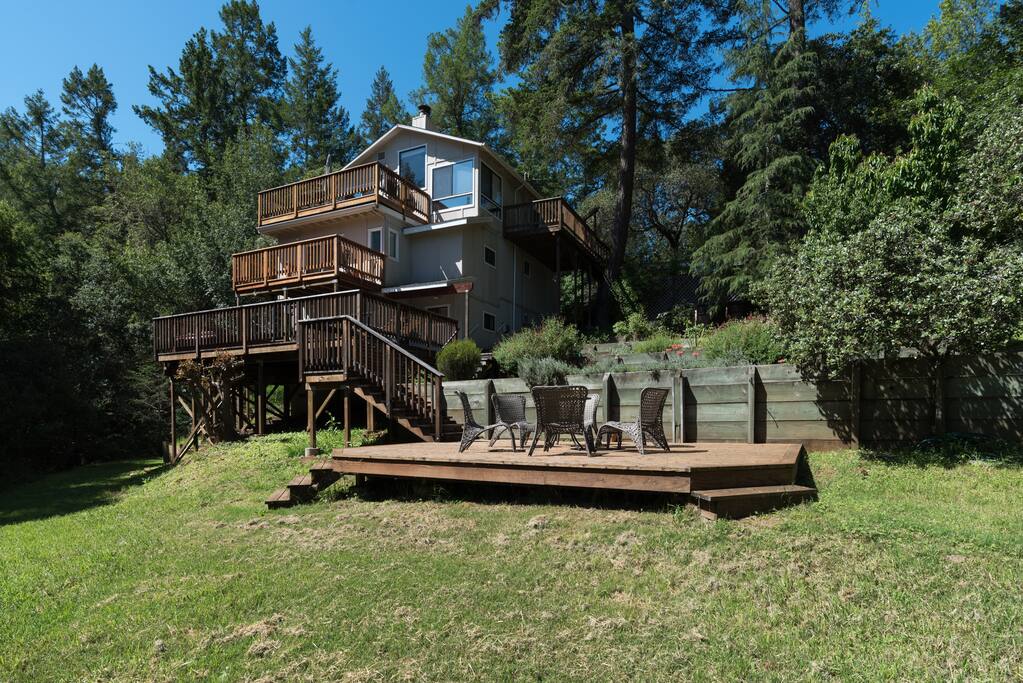 Hummingbird House! FREE Night Special JanMarch! Houses for Rent in