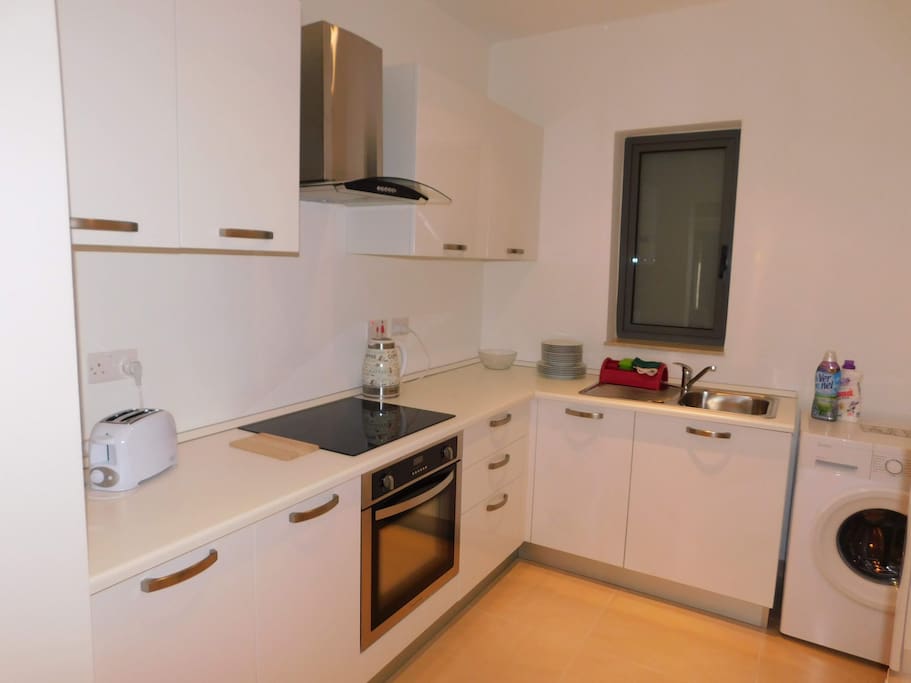Fully equipped kitchen