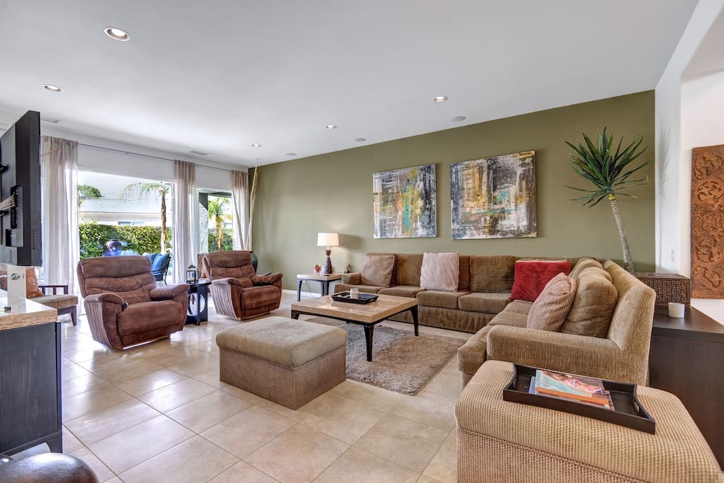 Spacious and Comfortable Living Room