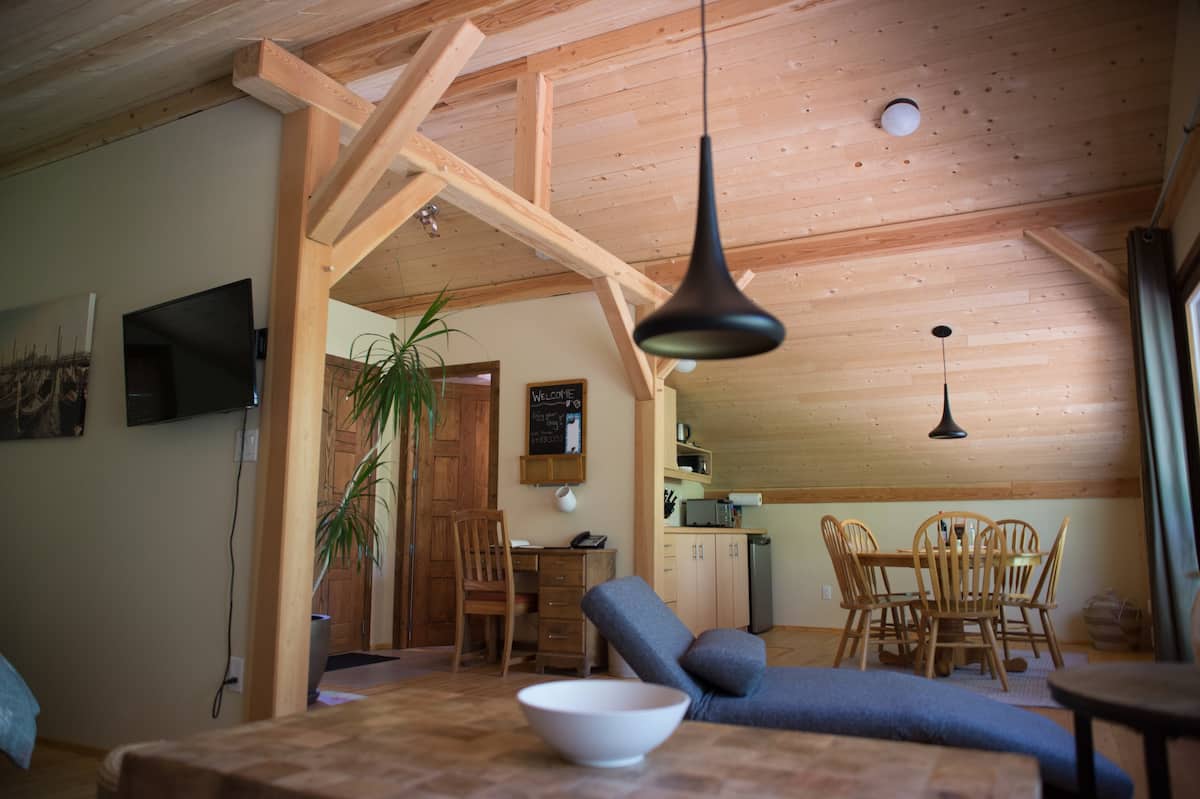 The best Okanagan rental cabins for a cosy vacation That Adventurer