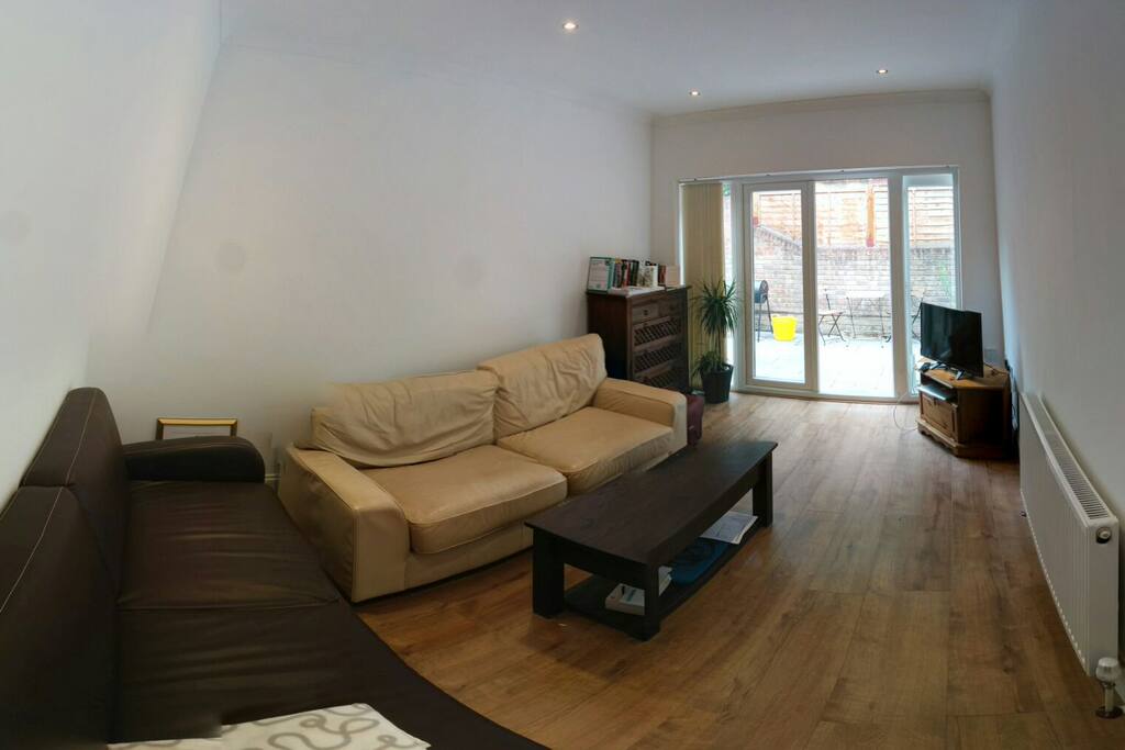 Living room with views to the terrace