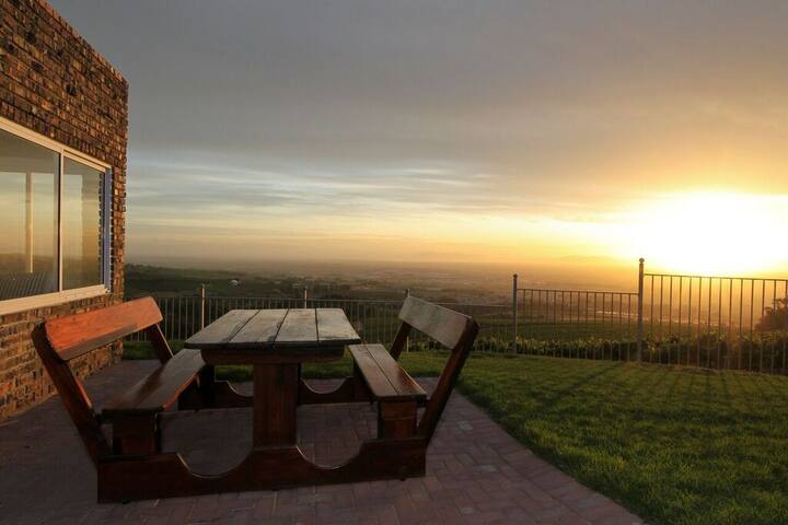 Self Catering Chalet on Wine Estate gallery image 5