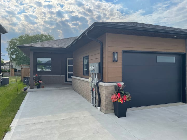 Amherstburg Vacation Rentals & Homes Ontario, Canada Airbnb