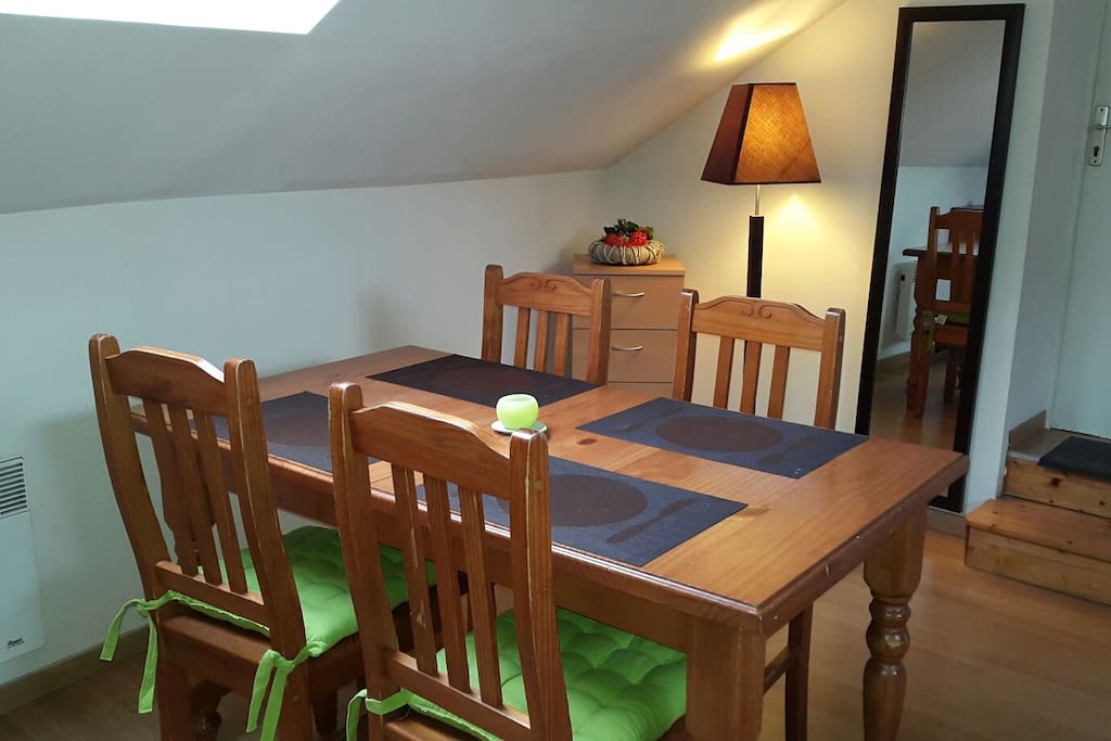 espace repas qui vous est entièrement réservé...