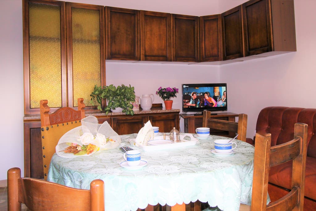 Cucina con tv