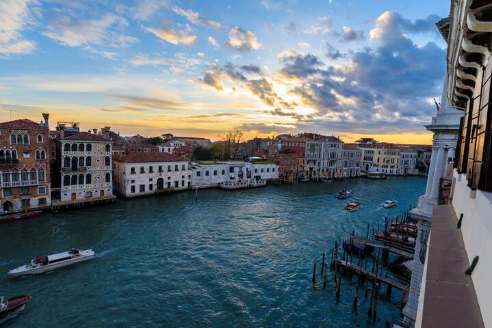 IL GIGLIO San Marco Luxury Apartment/Amazing View gallery image 3