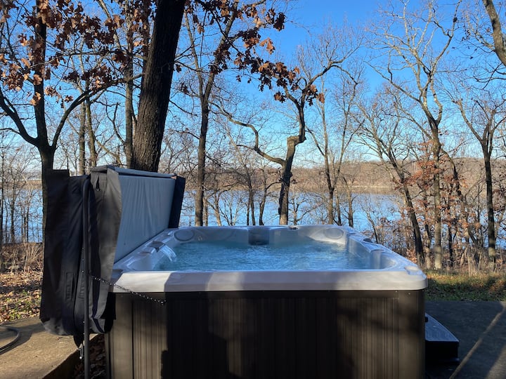 5 Best Cabins With Hot Tub Near Lake Tenkiller, Oklahoma Updated 2024