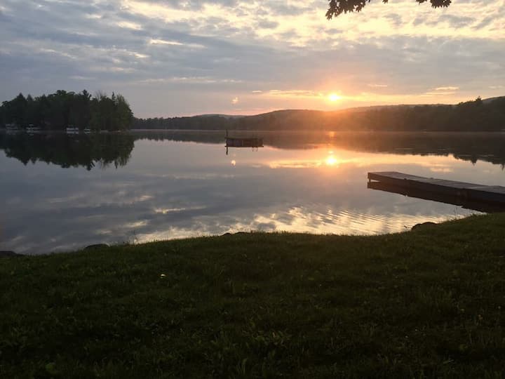 Lake Moraine Vacation Rentals Homes Madison Ny Airbnb