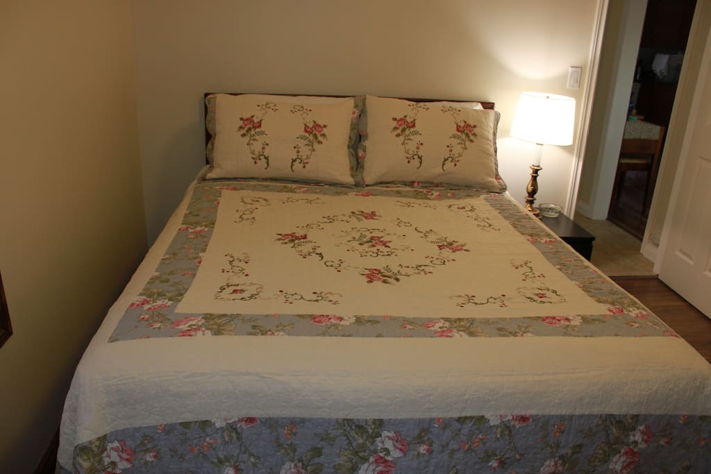 Queen size BR1