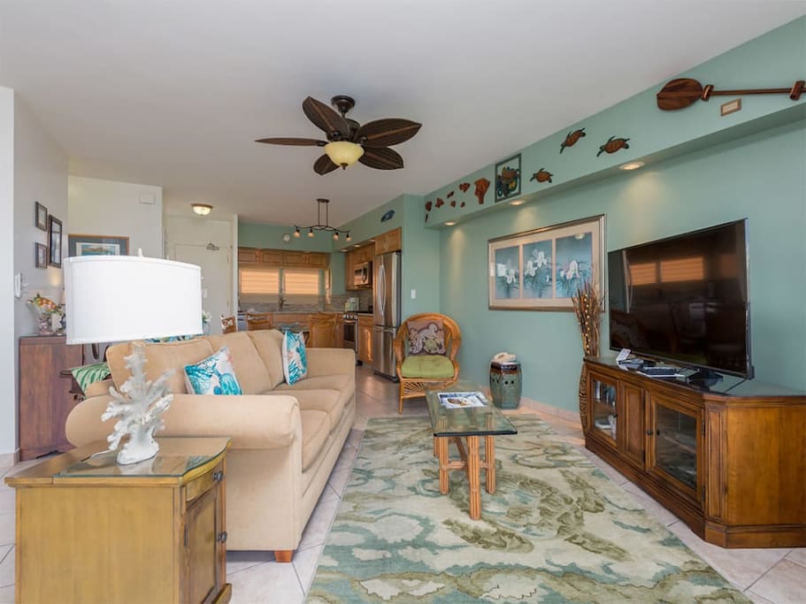 waikiki_shore_11ov_1006_livingroom_1.jpg