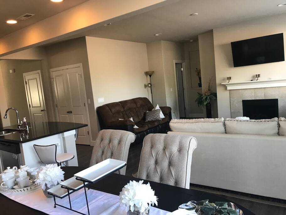 Full access to kitchen and living room area - no access to 2nd floor unless using the laundry room