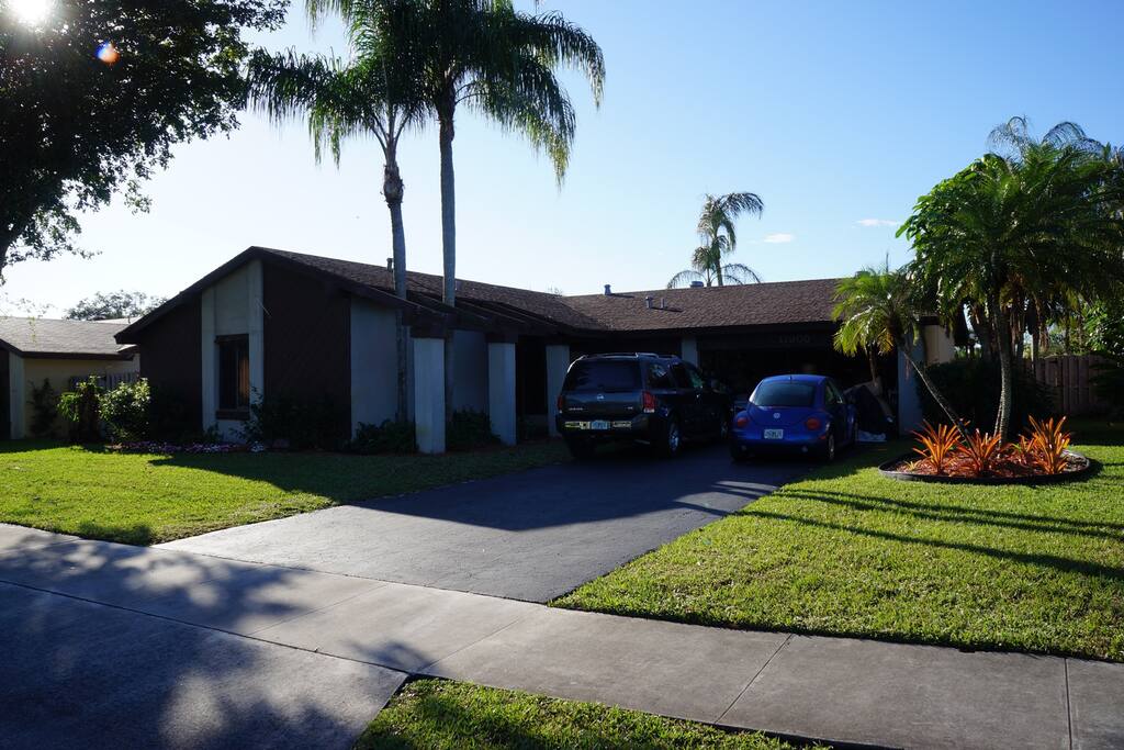 View of the House from the streets