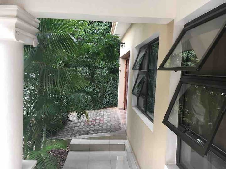 Comfy Retreat - Burundi