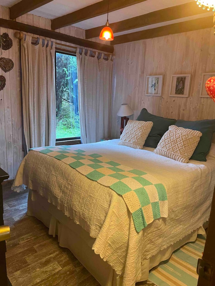 ห้องนอนพร้อมเตียง 2plz 