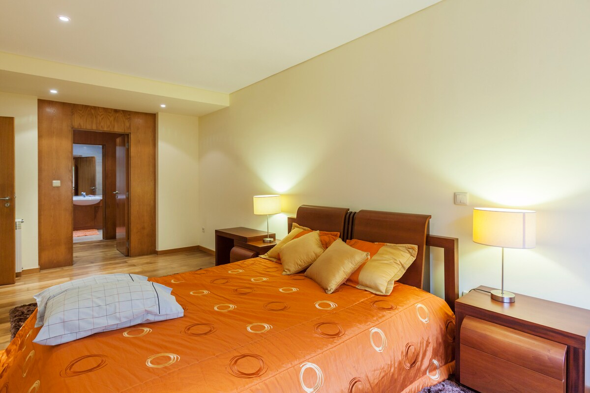 საძინებელი 4