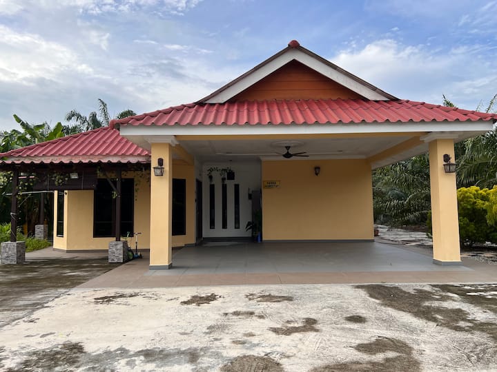 hanna homestay Houses for Rent in Banting, Selangor, Malaysia Airbnb