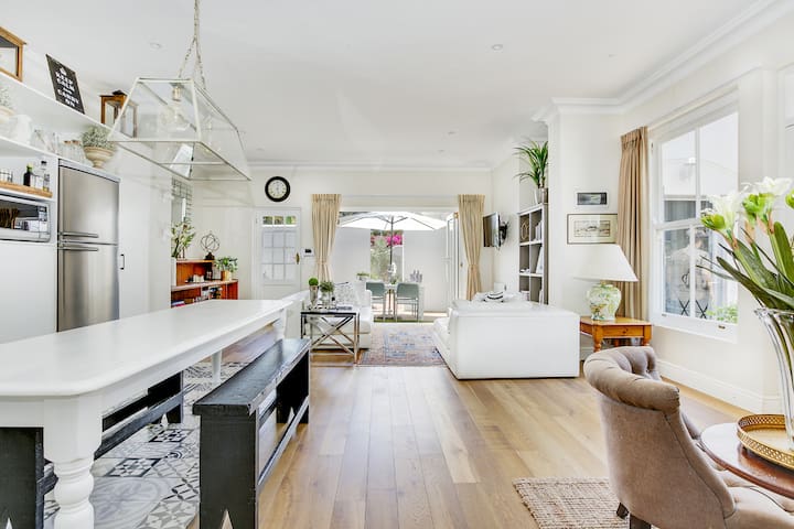 White Cottage, Bishopscourt