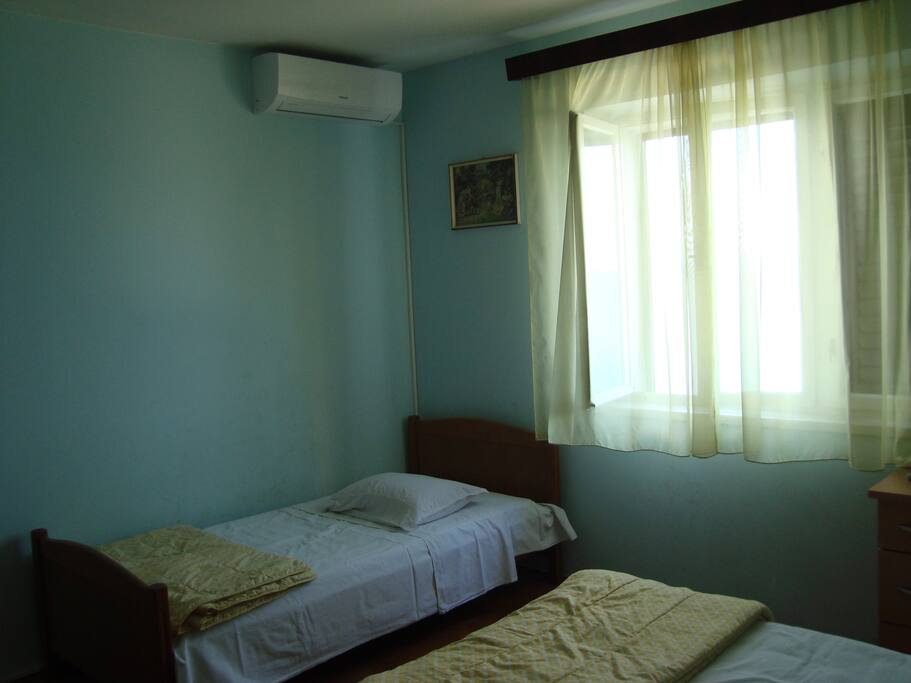 Room 1