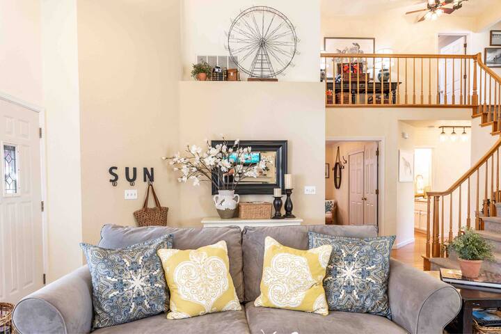 Half Moon Bay Coastal Home Walk Beach & Harbor SPA gallery image 2