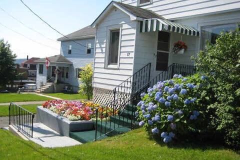 Heart of the Village - Compass House Baddeck