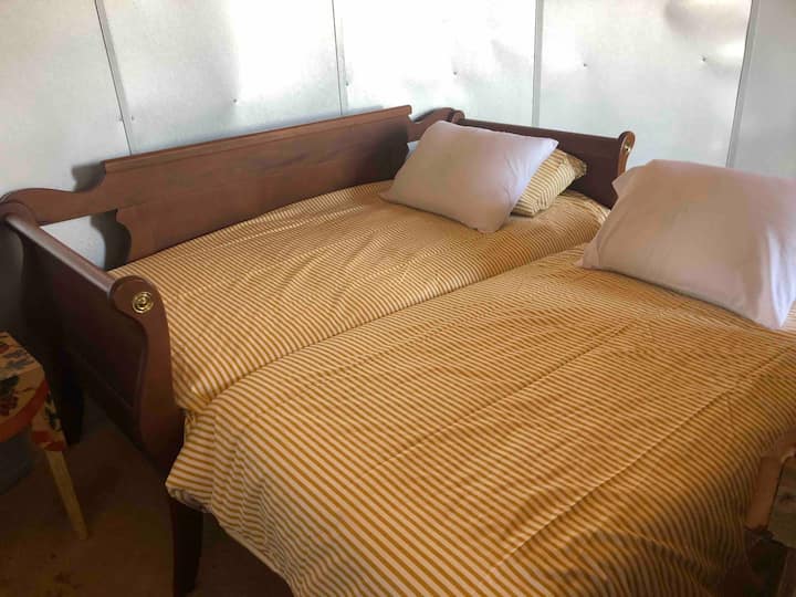 Daybed as a King Size Bed