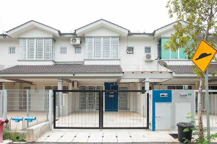 Lenggong Vacation Rentals & Homes - Perak, Malaysia  Airbnb