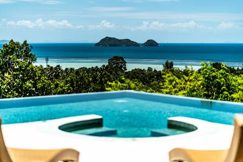 Superb Sea View Villa & Infinity Pool