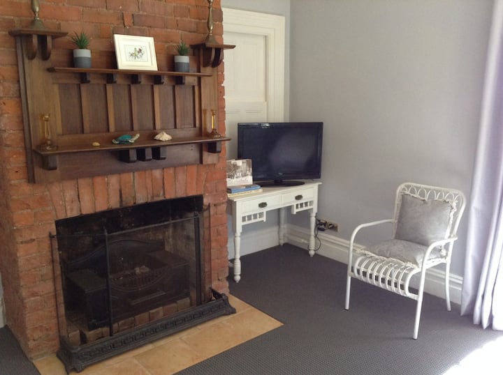Blue Wren Cottage, Corop - Rochester