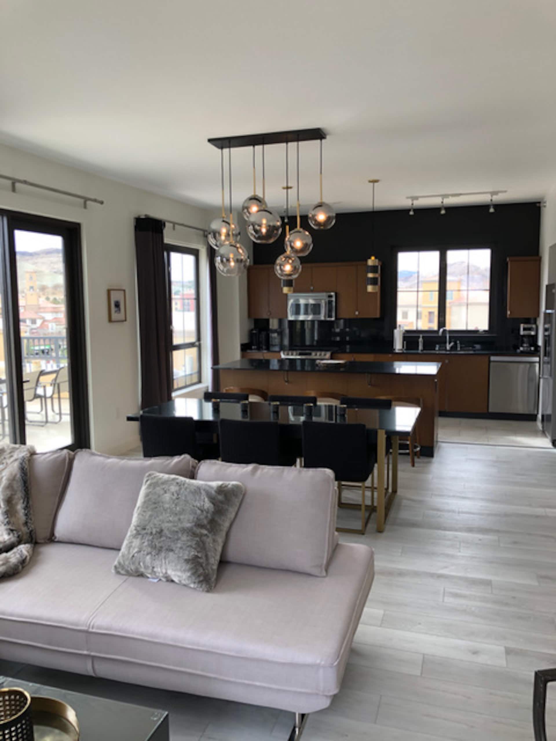 PENTHOUSE Lake Las Vegas 2 Bedroom Terrace Suite — photo 3