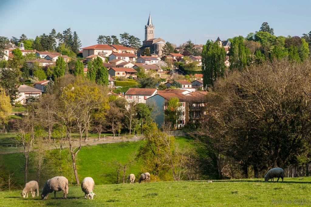 Le village bucolique de Lentilly