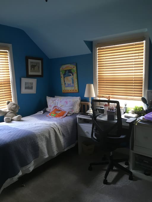 Bedroom 2. Single Bed.