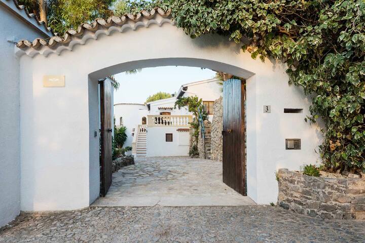 Finca Bella Roca gallery image 2