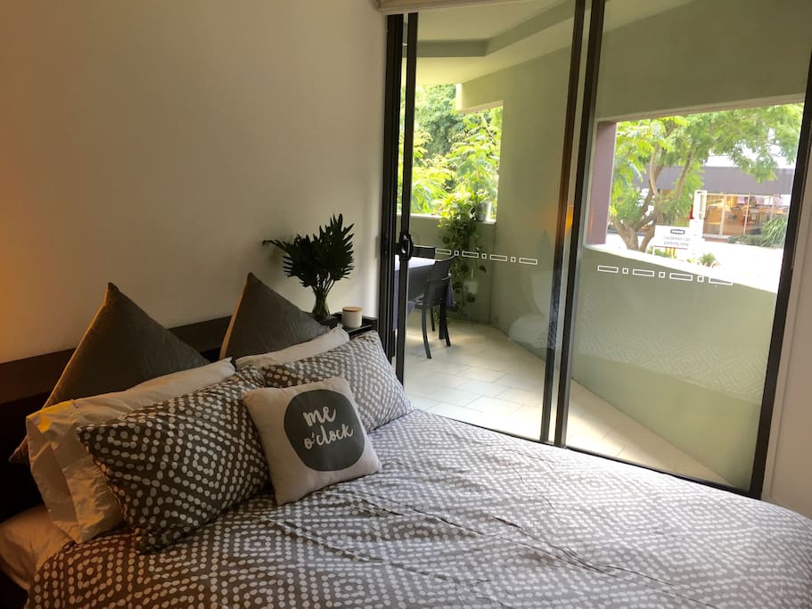 Direct access to terrace