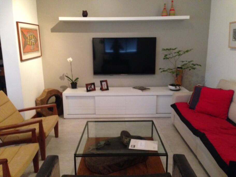 sala de estar, TV 57" , internet, pacote completo Net, ar condicionado