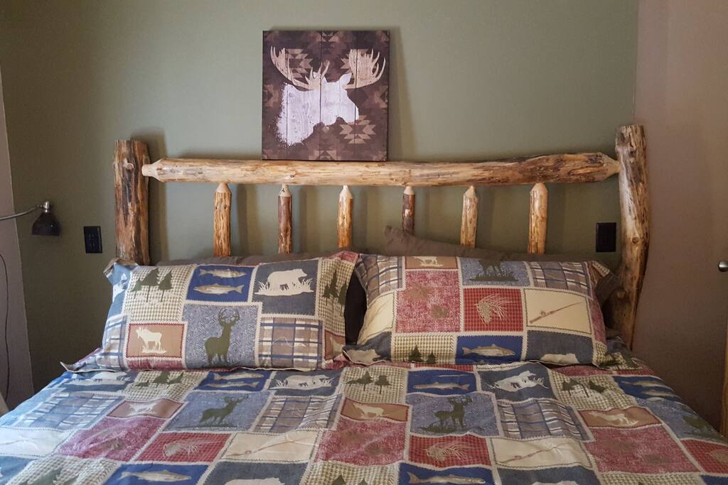 Moose Bedroom (Bedroom 2) more pics later