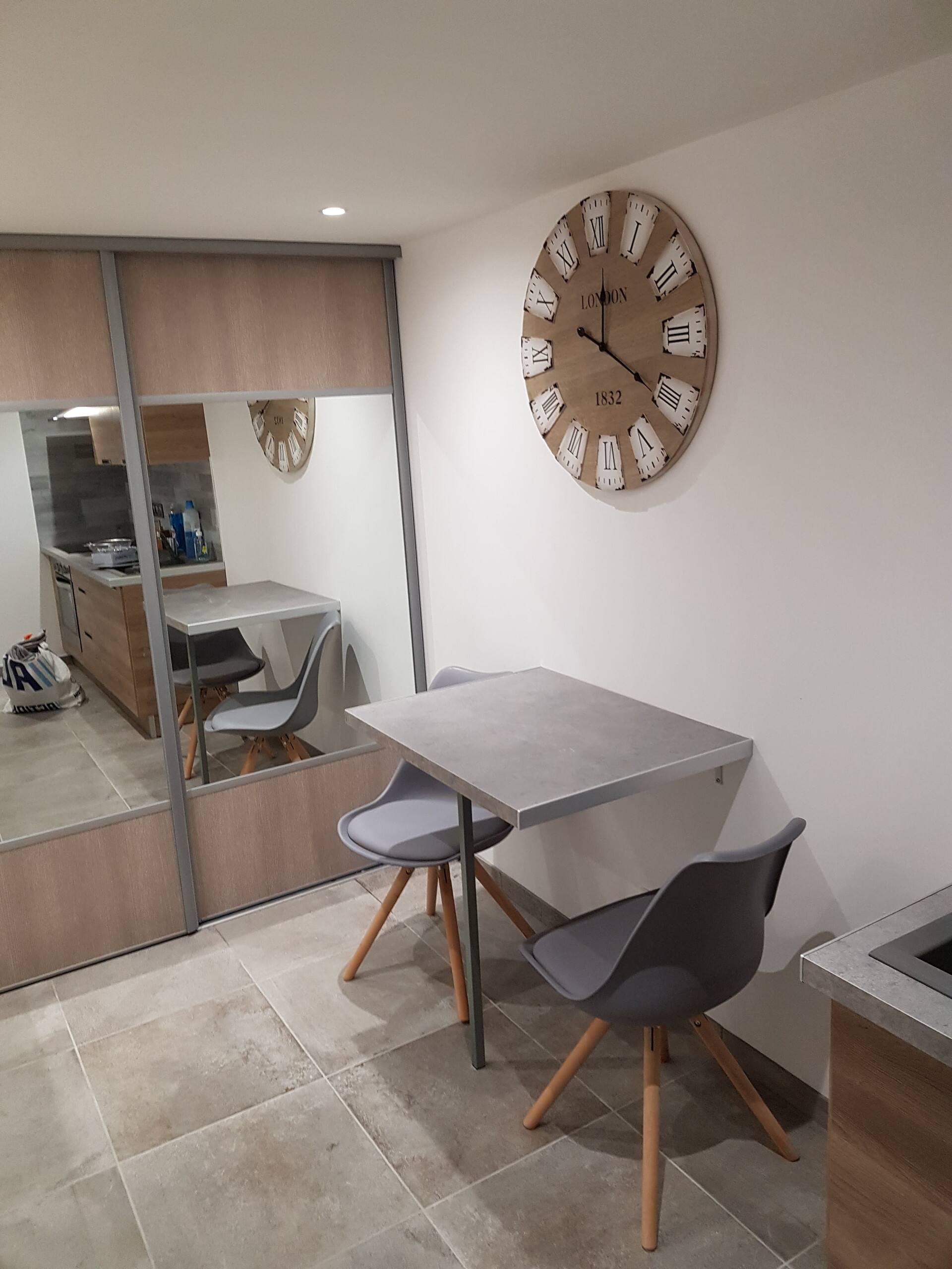 Le Menhir Jacuzzi Lit 200x200 — photo 3