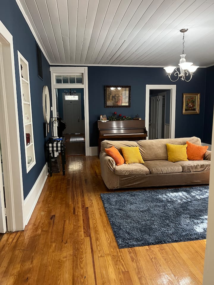 Olde Elm-historical Home-step Back To Simple Times - Conway, SC