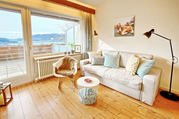 CHILLIGES App. mit Seeblick | NETFLIX & WLAN