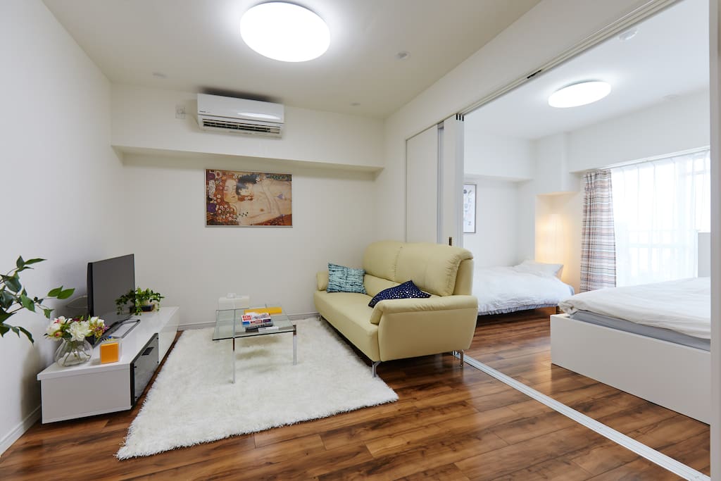 Spacious living room