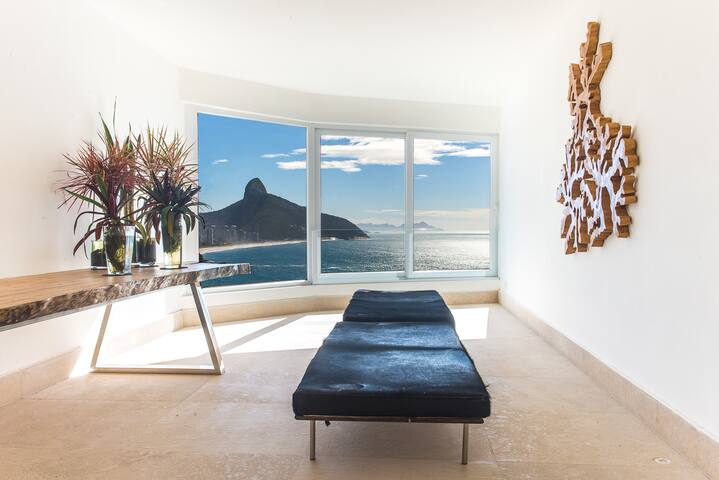 Villa Rio- Magnificent Ocean Front House in Joa gallery image 4