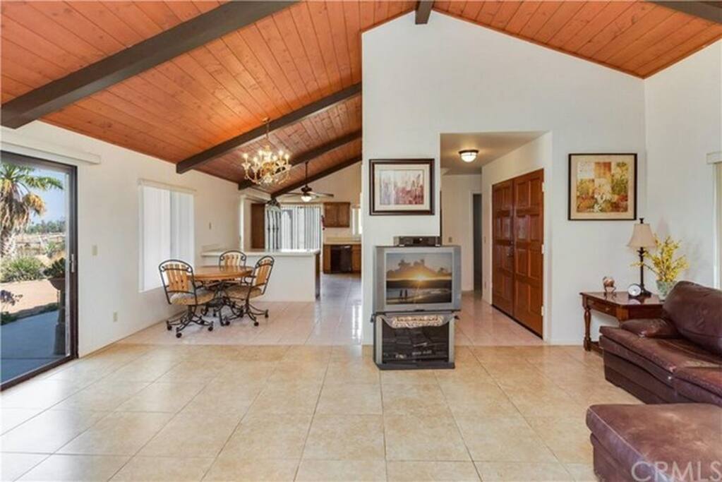 Living and dining area