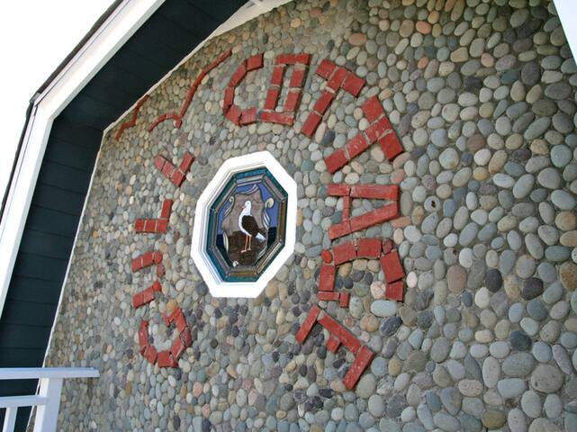 Incredible Island Vacation Home, Min Away from gallery image 2