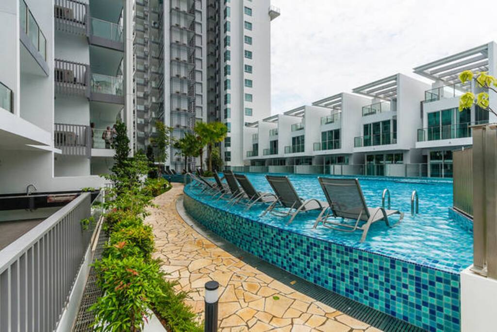 swimming pool