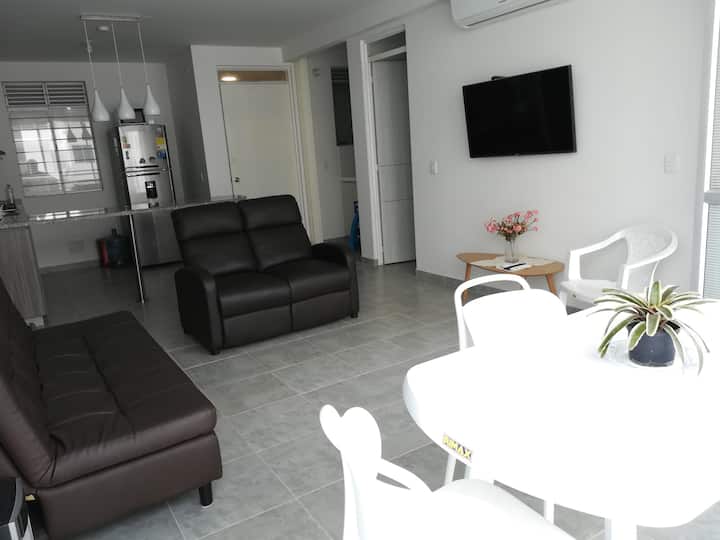 Full Apartamento En Girardot,   Wifi, Tv, Aire A. - Flandes