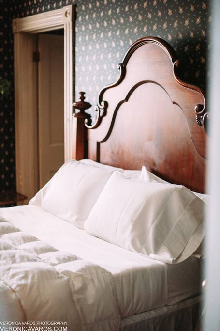 Private Josephine Ormsby Yard Room