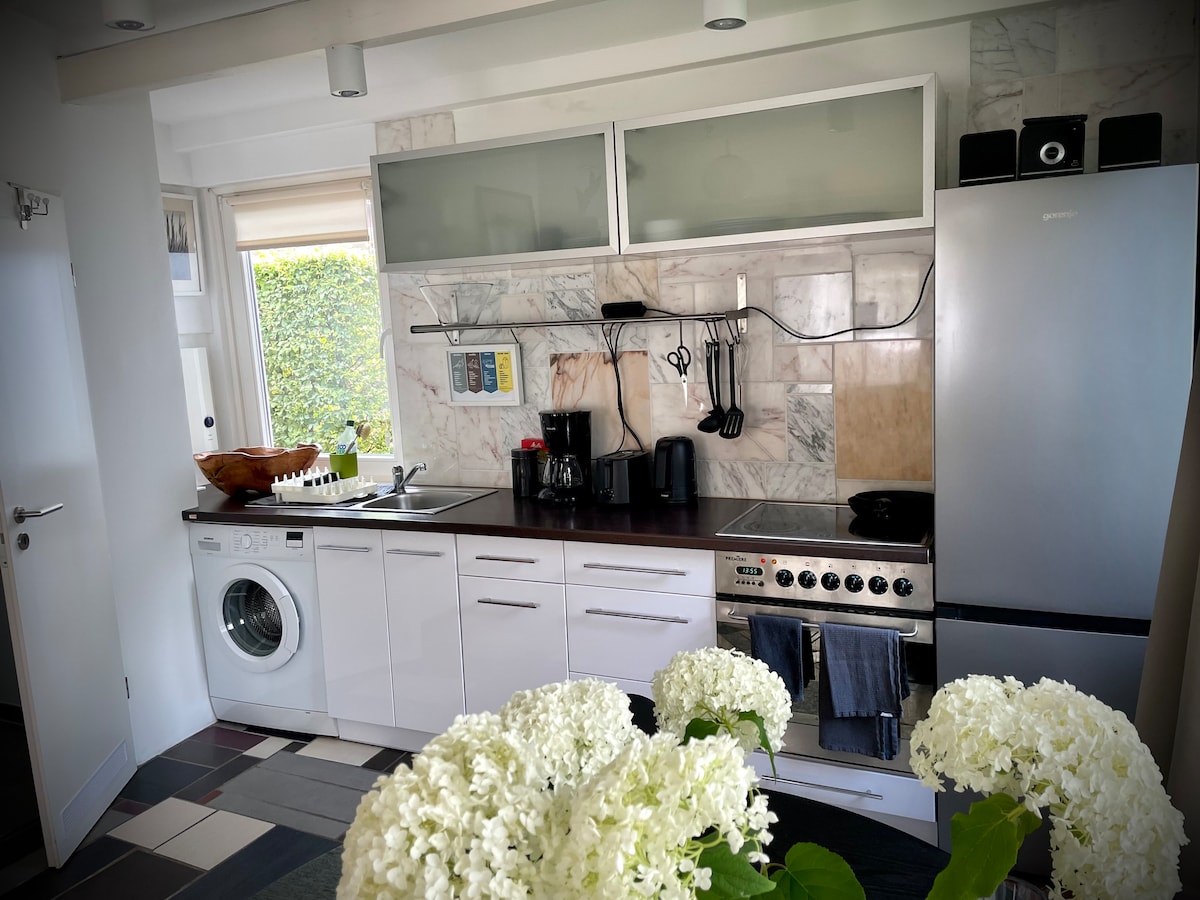 Leistungsstarkes Airbnb: Tiny house with charm in Bremen