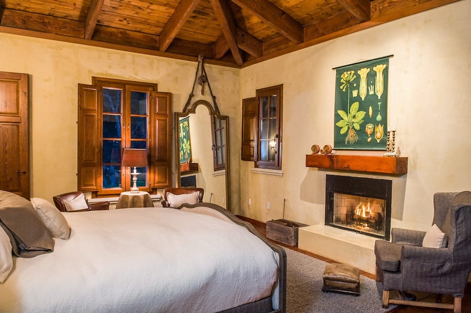 Villa Nel Bosco, between Napa and Sonoma, Glen Ellen, California, United States, photo 8 of 10