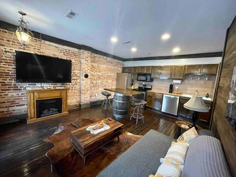Best Airbnb Shower for 2 Ft Barfort Blackstone VA