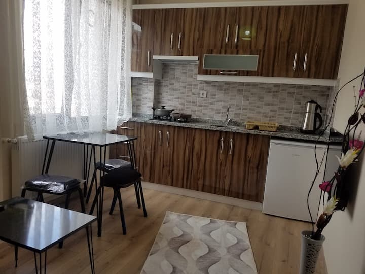 1+1 Harika Tüm Ev ŞIşli Osmanbeyde 2 - Istanbul