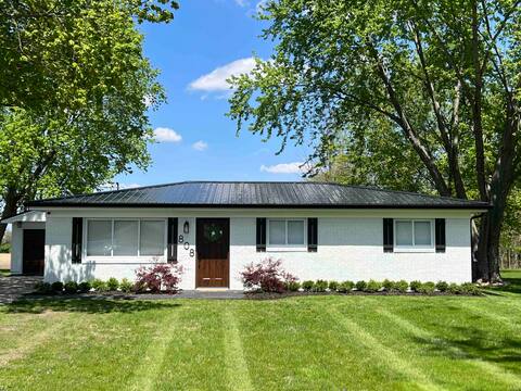 Cozy home in Whitestown